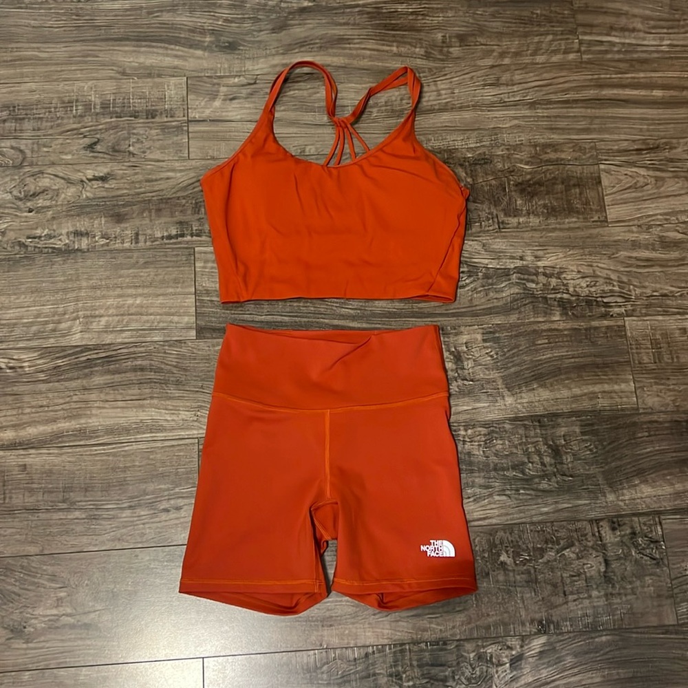 2 piece North Face outfit